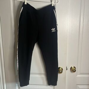 3/$20 😀 ADIDAS youth black athletic track pants with zip pockets
